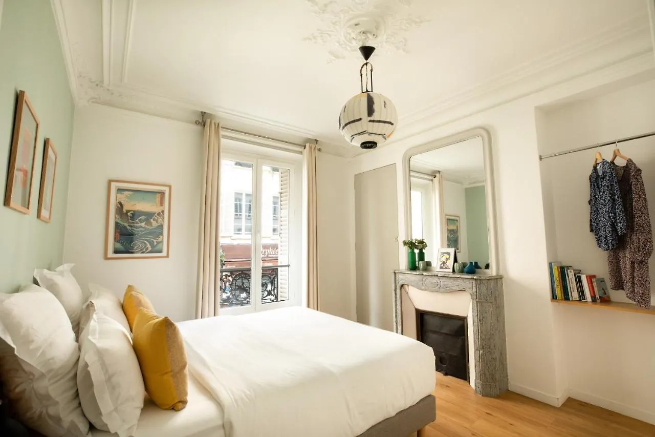Edgar Suites Martyrs - Lebas Paris France