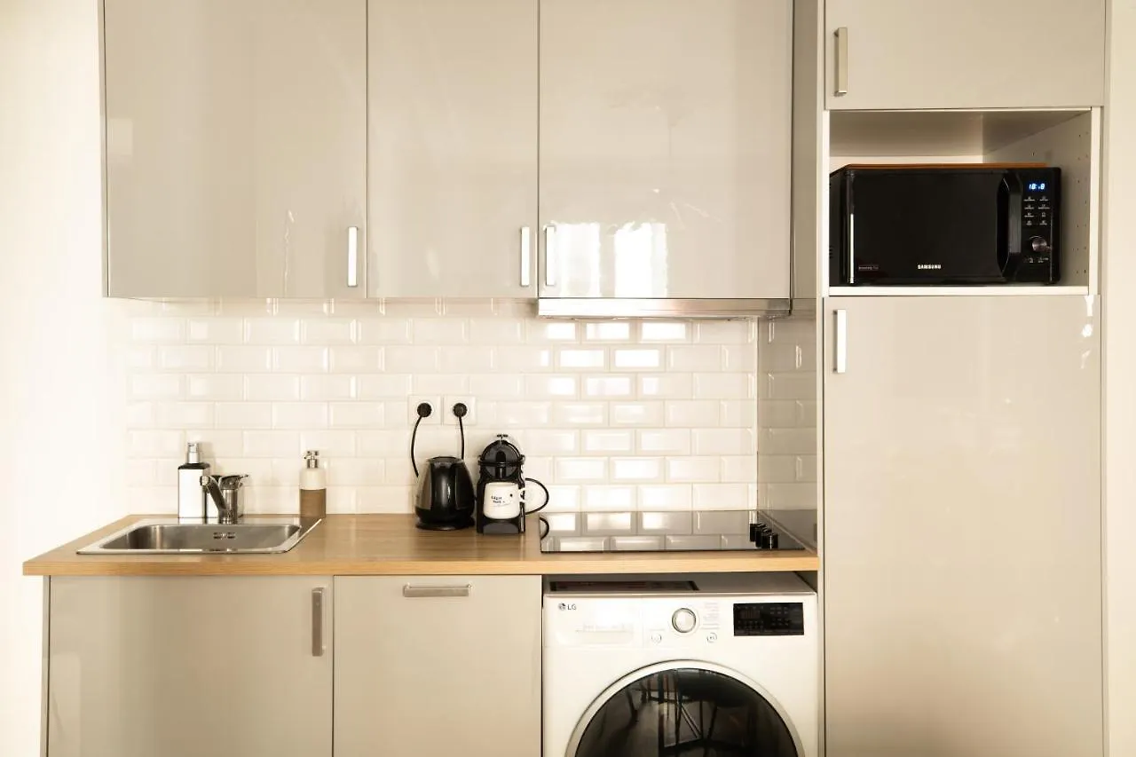 Edgar Suites Martyrs - Lebas Paris Apartment