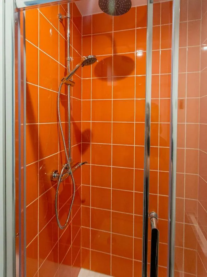 Edgar Suites Martyrs - Lebas Paris