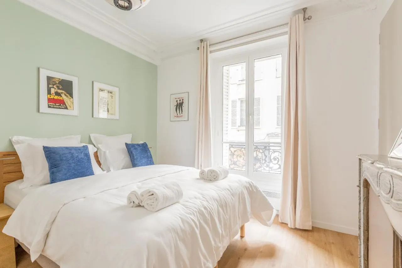 Apartment Edgar Suites Martyrs - Lebas Paris